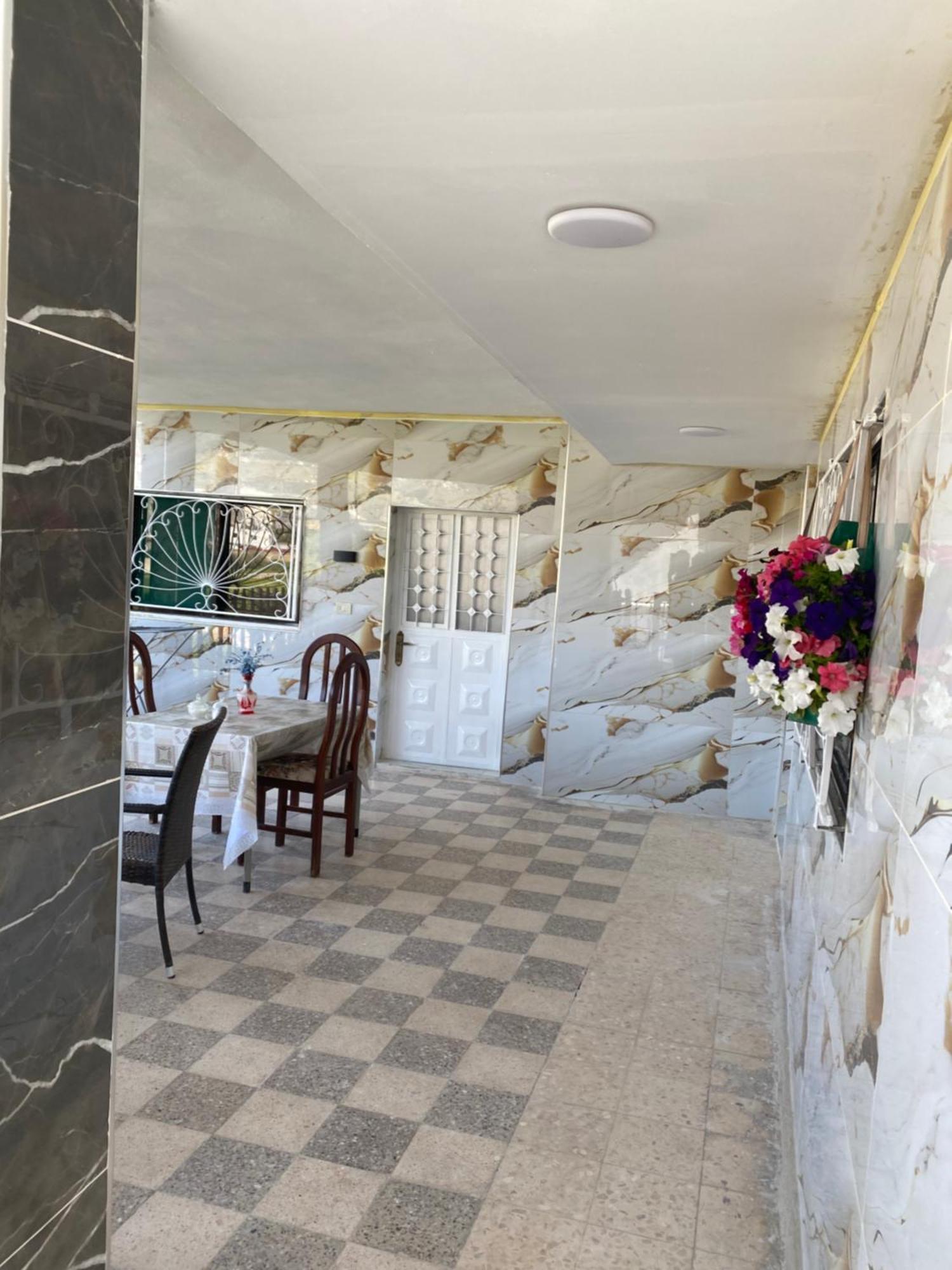 Huseein Rooms جرش المظهر الخارجي الصورة